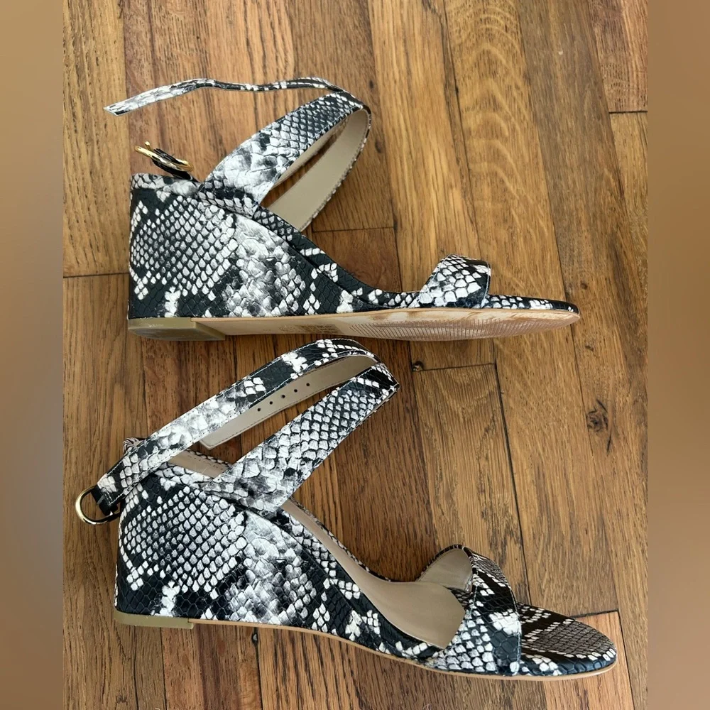 STUART WEITZMAN 75MM Snakeskin Embossed Leather Wedge Sandals Size 8 - Picture 5 of 8